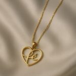 Gargantilha FÉ no coração