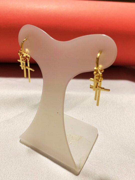 Argolinha com 3 cruz